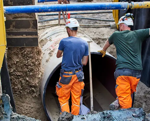 Rohrgraben Verlegung von Amiblu GFK-Rohren in der Bremer Straße, Wilhelmshaven